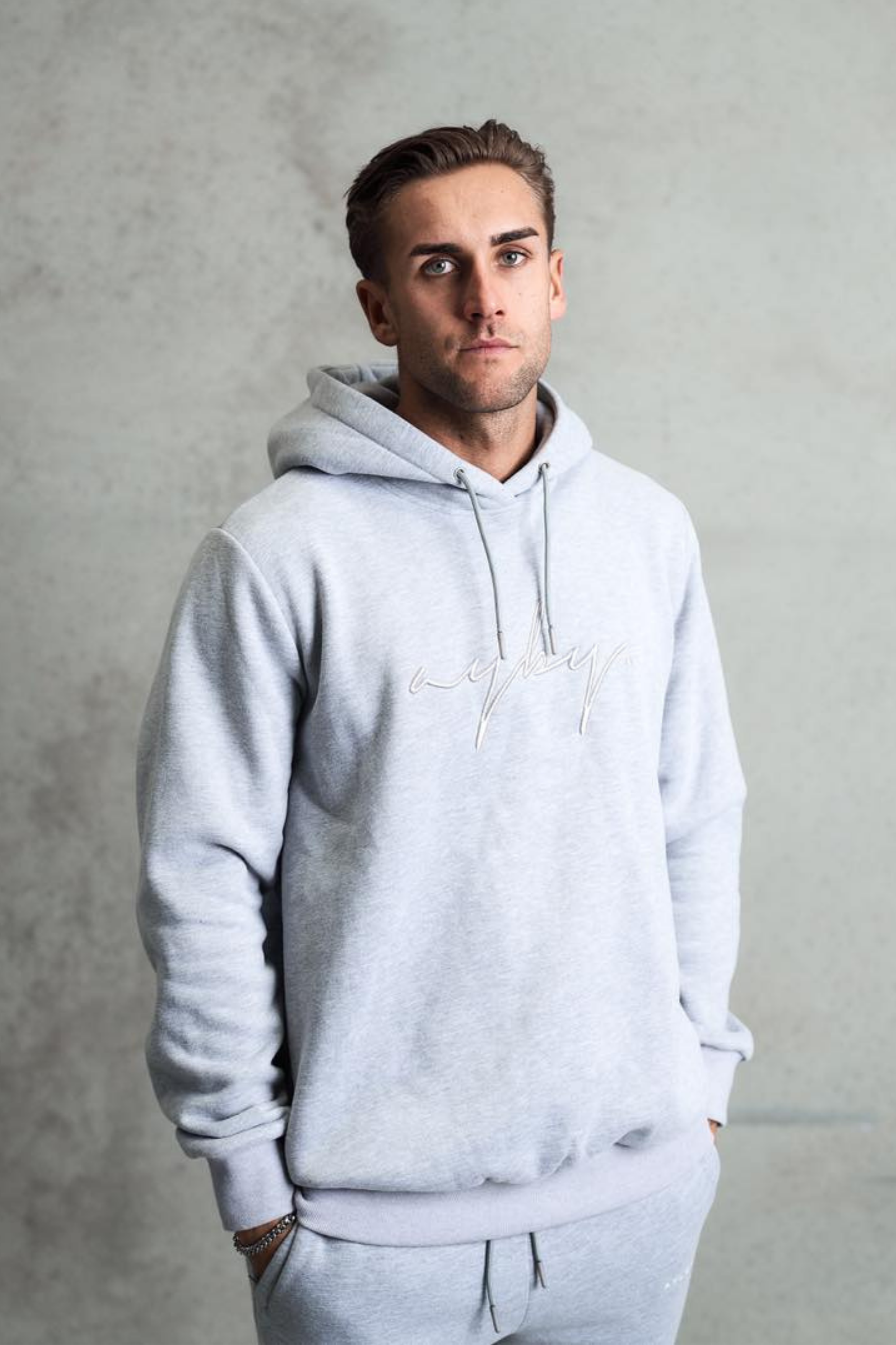Signature Hoodie - Grey