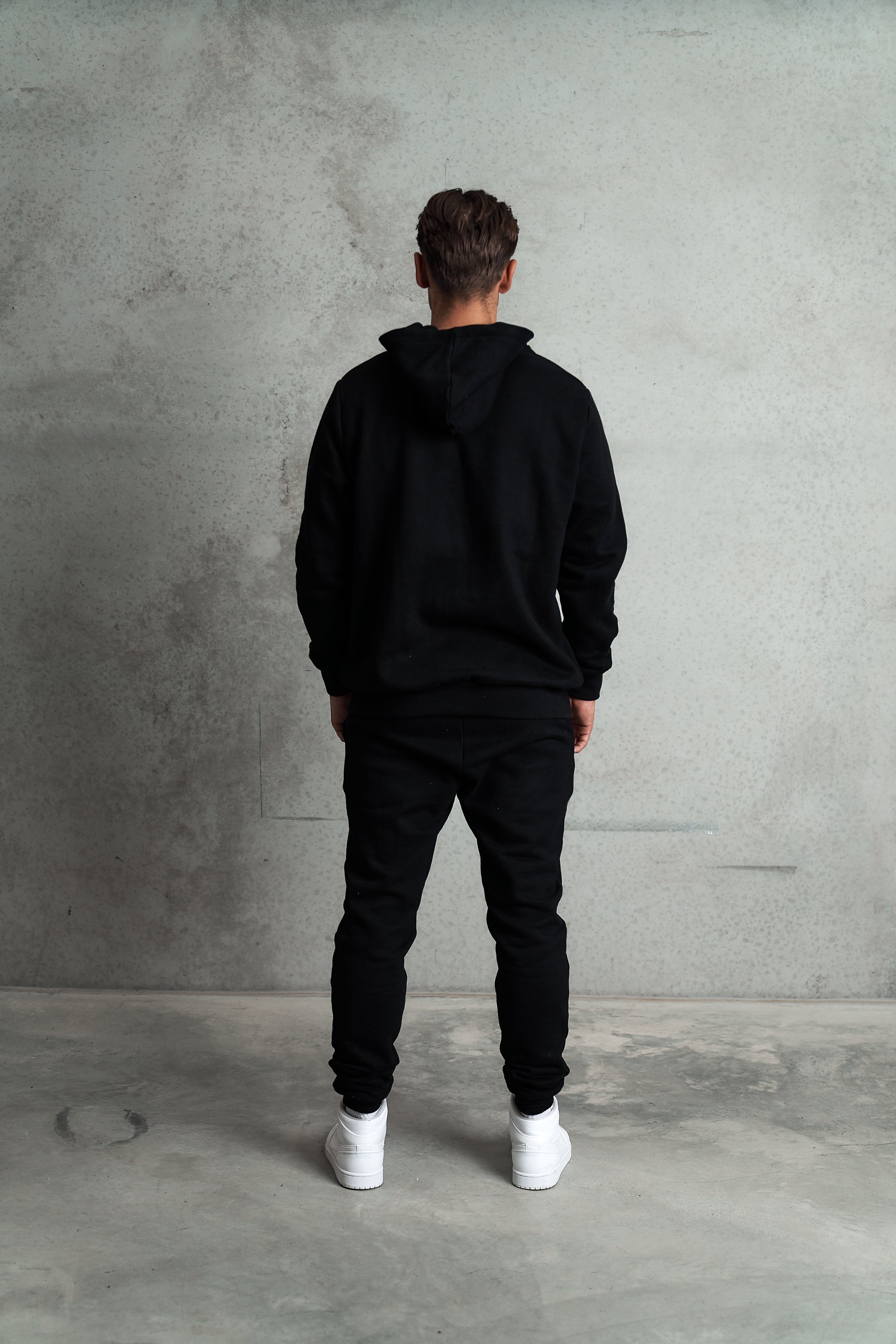 Signature Hoodie - Black