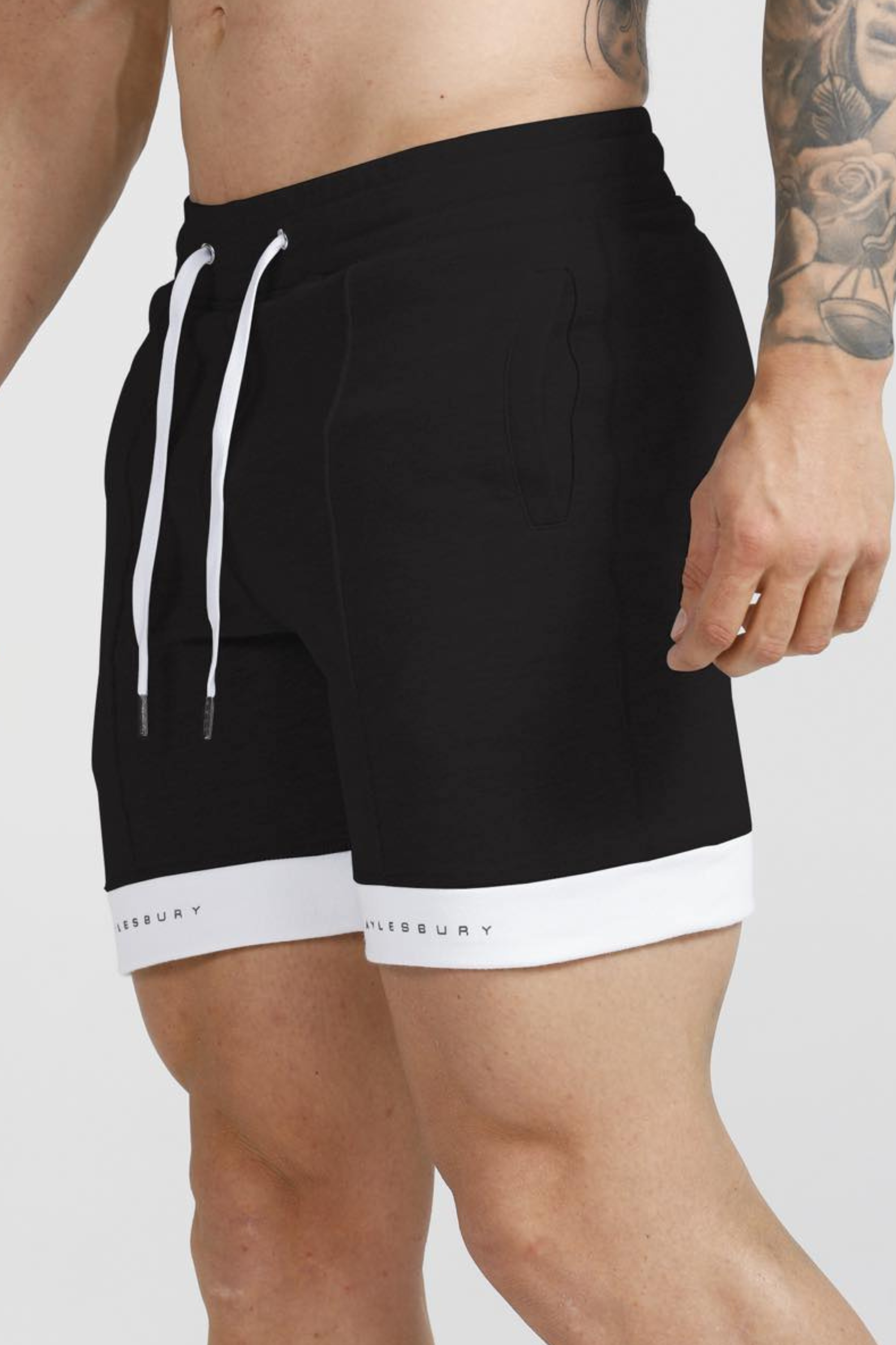 Contrast Shorts - Black